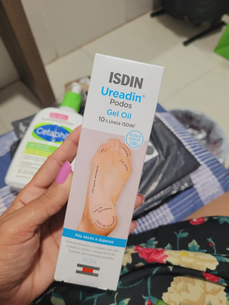 Rachaduras nos Pés: Saiba Como Prevenir e Tratar Esse Problema Comum Rachaduras nos Pés: Saiba Como Prevenir e Tratar Esse Problema Comum